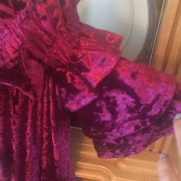 Off the shoulder maroon dress - Picture 2 of 2